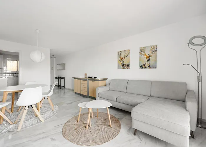 U-nique Benajarafe Apartmán