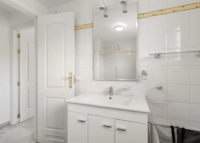 U-nique Benajarafe Apartmán *